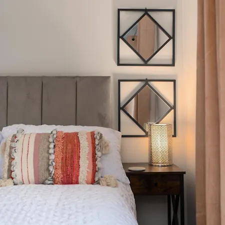 Cherry Tree Mews: Pet-Friendly Self-Check-In with Fast Wi-Fi Worcester Exterior photo