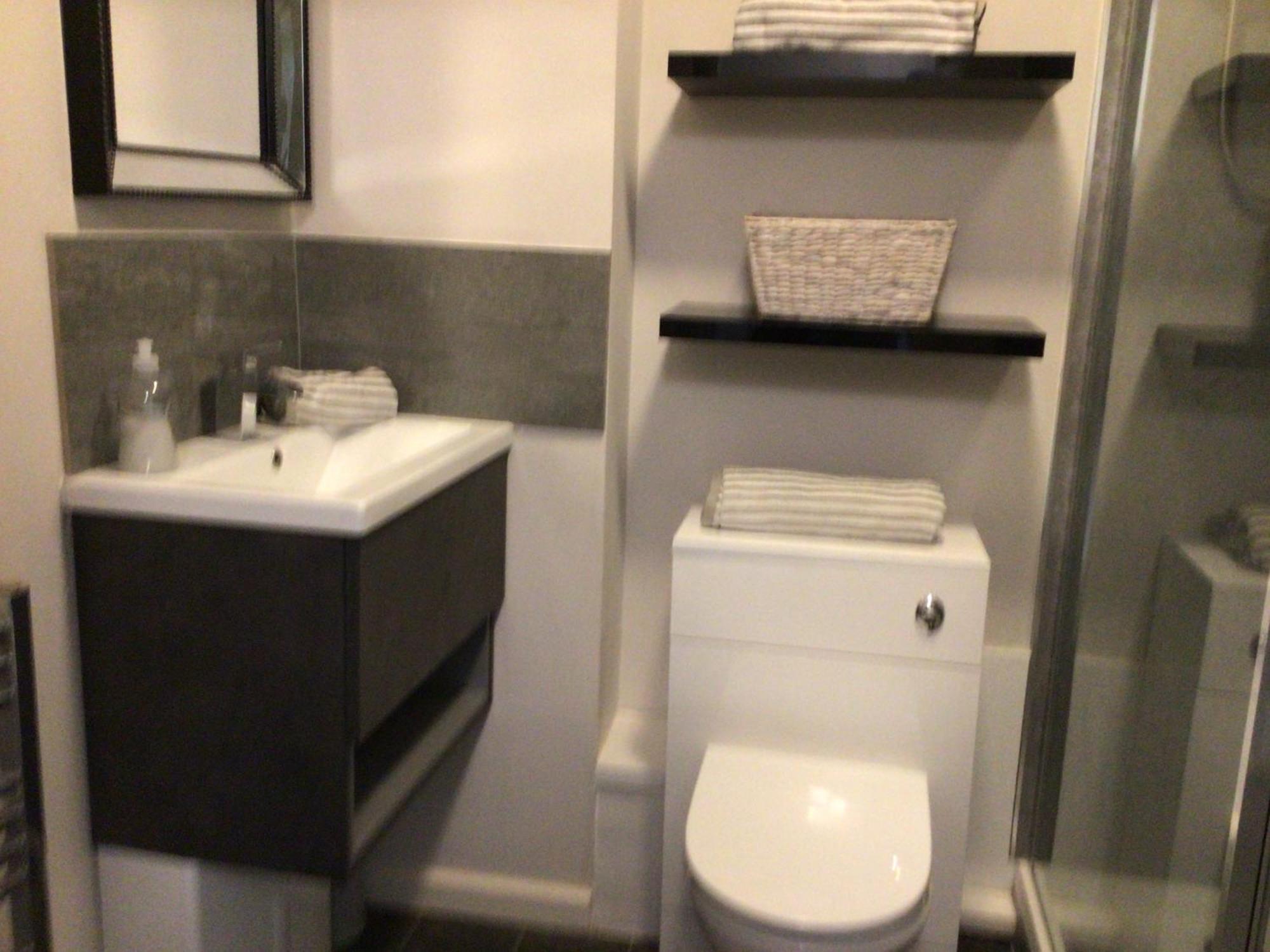 Cherry Tree Mews: Pet-friendly Self-check-in With Fast Wi-fi Holiday home