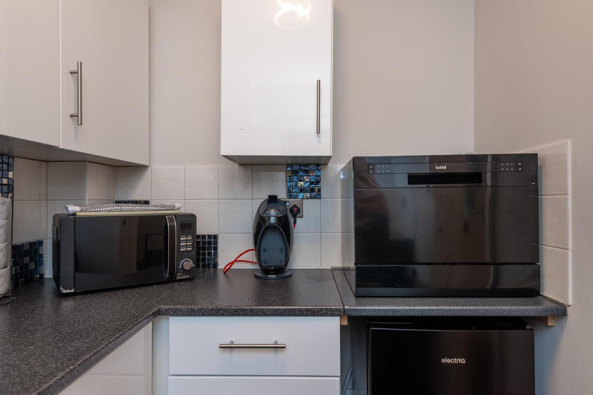 Cherry Tree Mews: Pet-friendly Self-check-in With Fast Wi-fi Holiday home Worcester