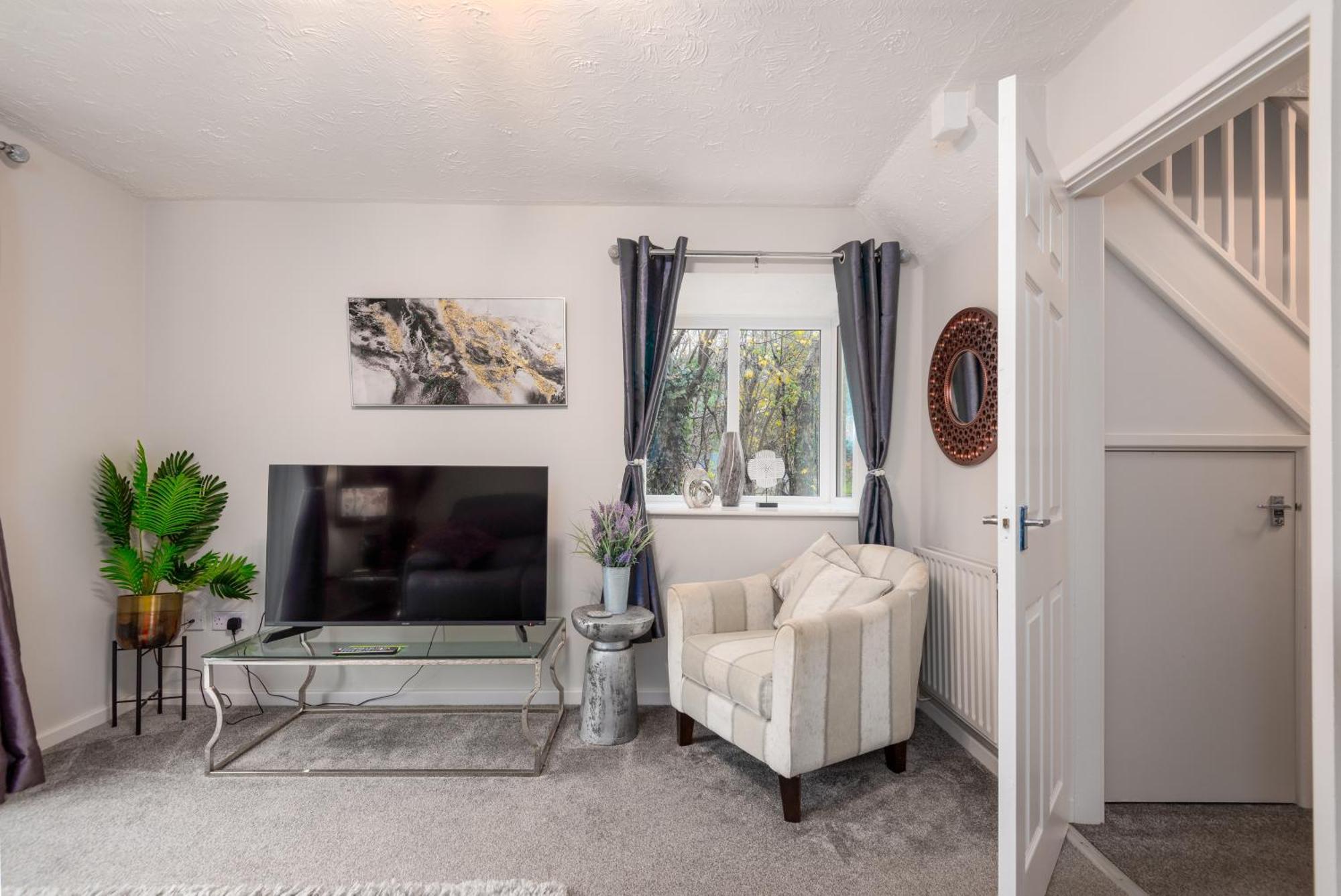 Cherry Tree Mews: Pet-friendly Self-check-in With Fast Wi-fi * Worcester