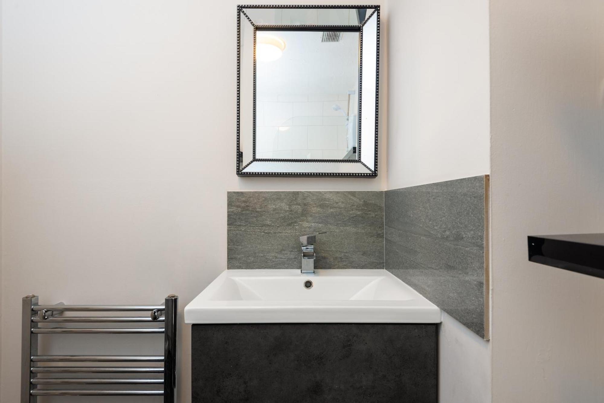 Cherry Tree Mews: Pet-friendly Self-check-in With Fast Wi-fi *