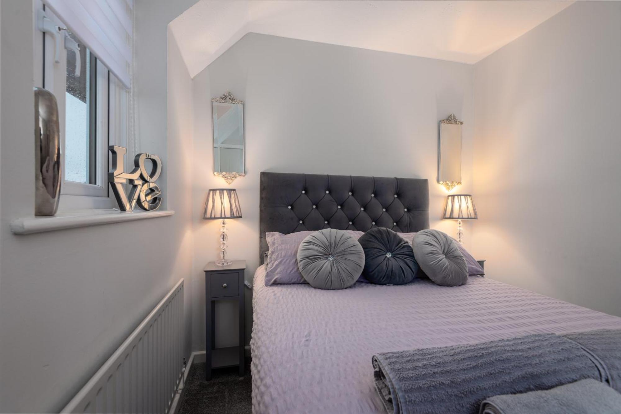 Holiday home Cherry Tree Mews: Pet-friendly Self-check-in With Fast Wi-fi *