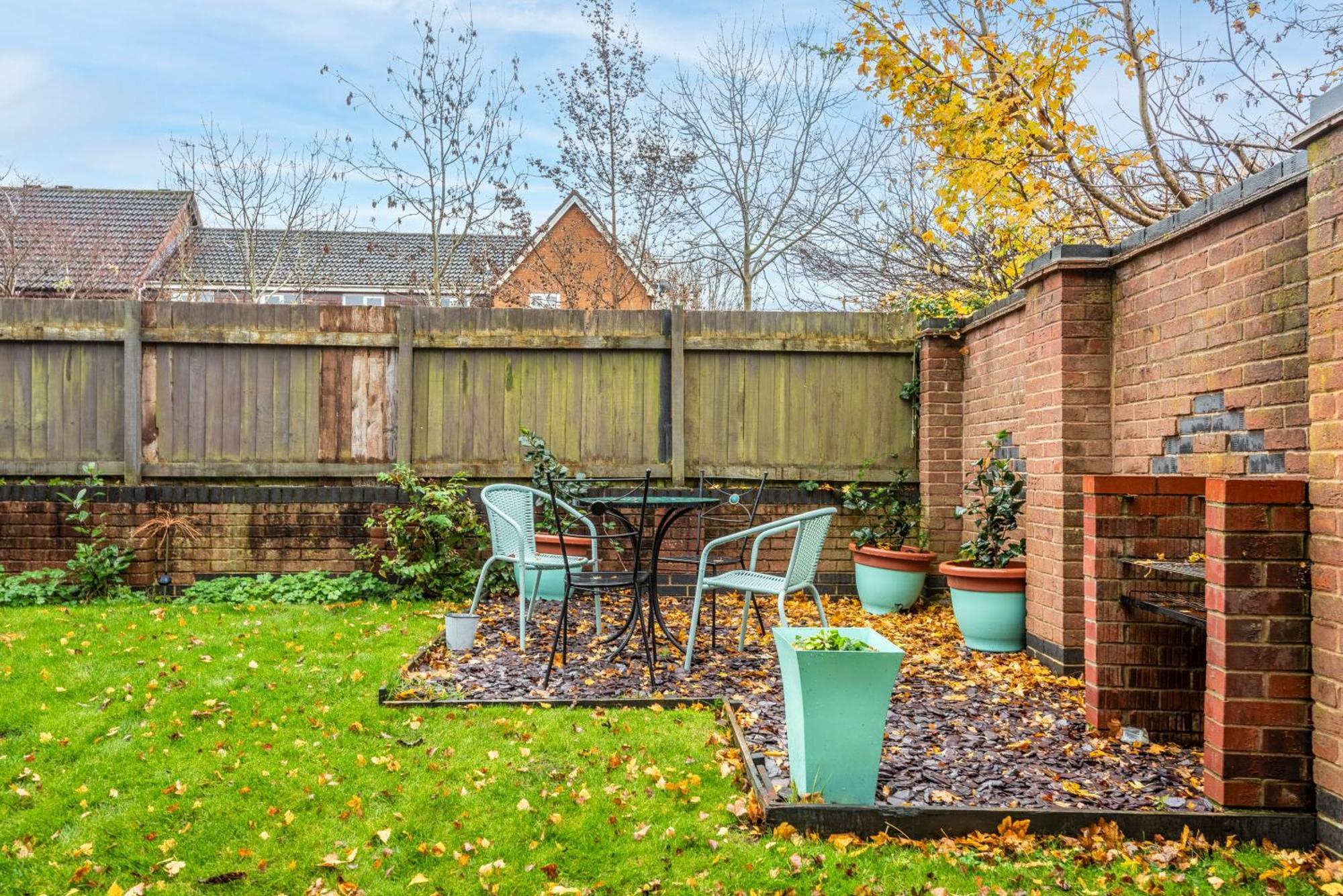 Cherry Tree Mews: Pet-friendly Self-check-in With Fast Wi-fi Holiday home