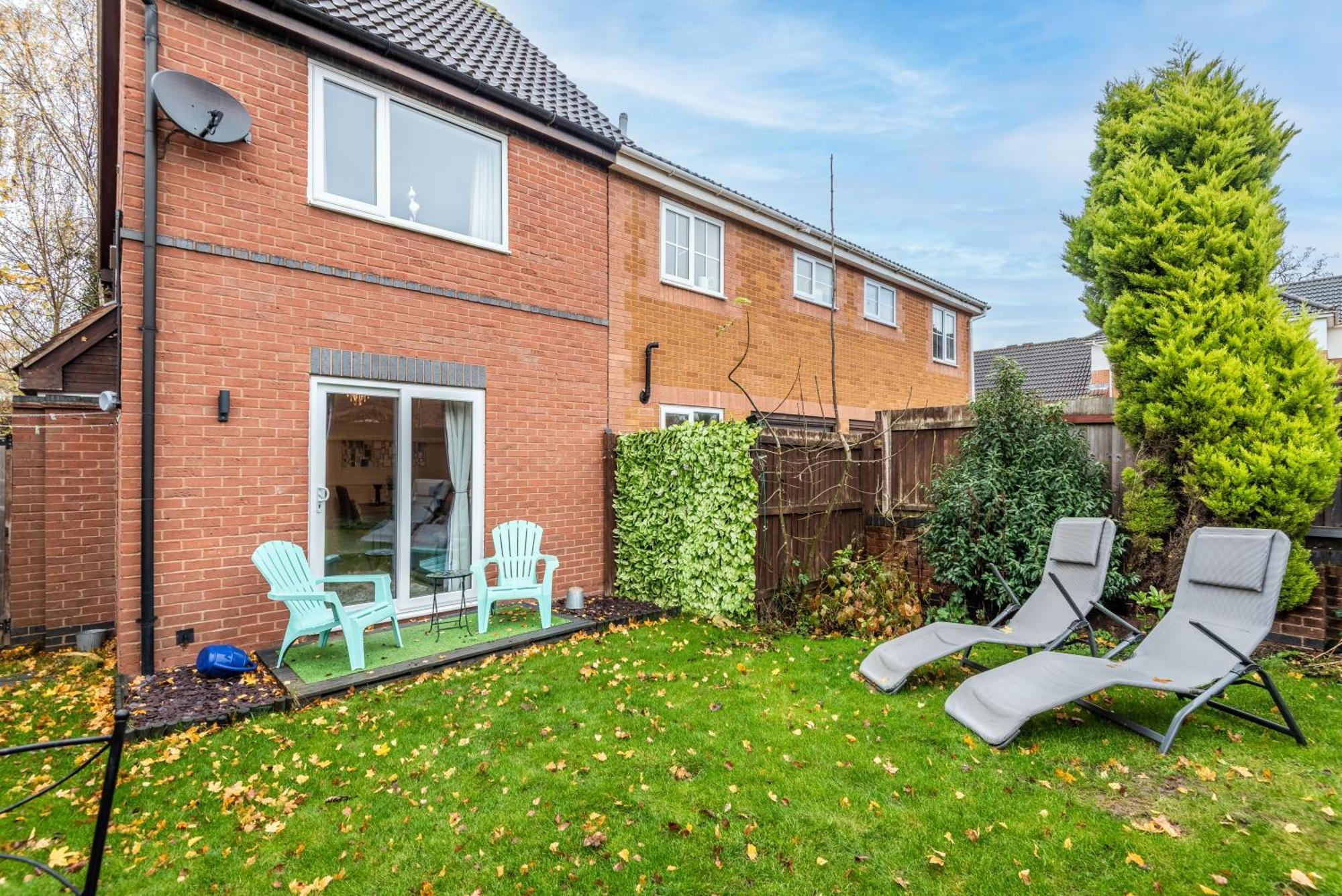 Cherry Tree Mews: Pet-friendly Self-check-in With Fast Wi-fi Holiday home Worcester